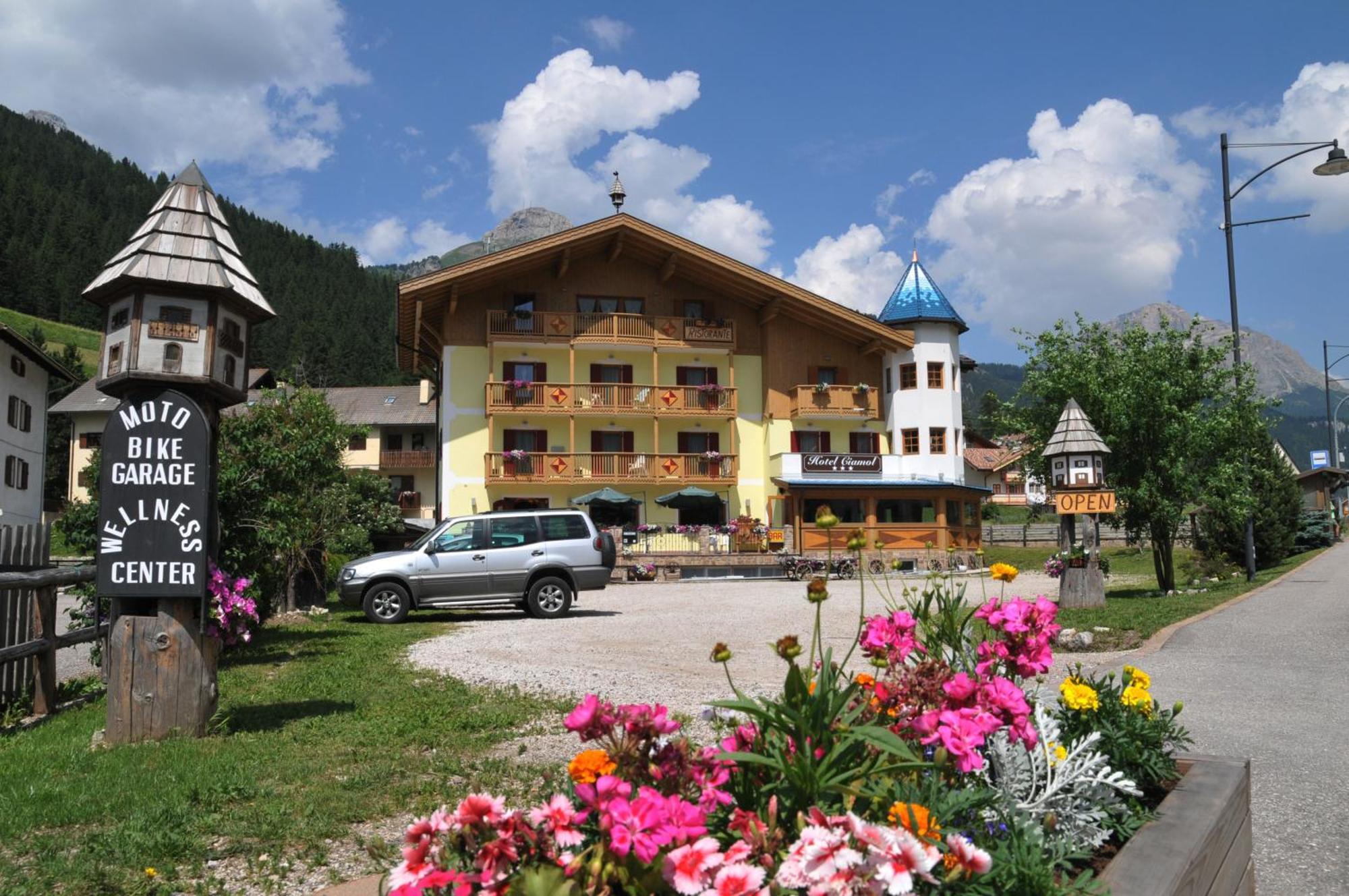 Hotel Ciamol Campitello di Fassa Exterior foto