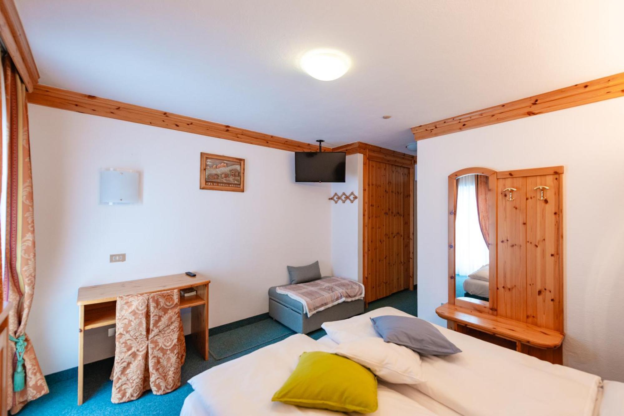 Hotel Ciamol Campitello di Fassa Exterior foto