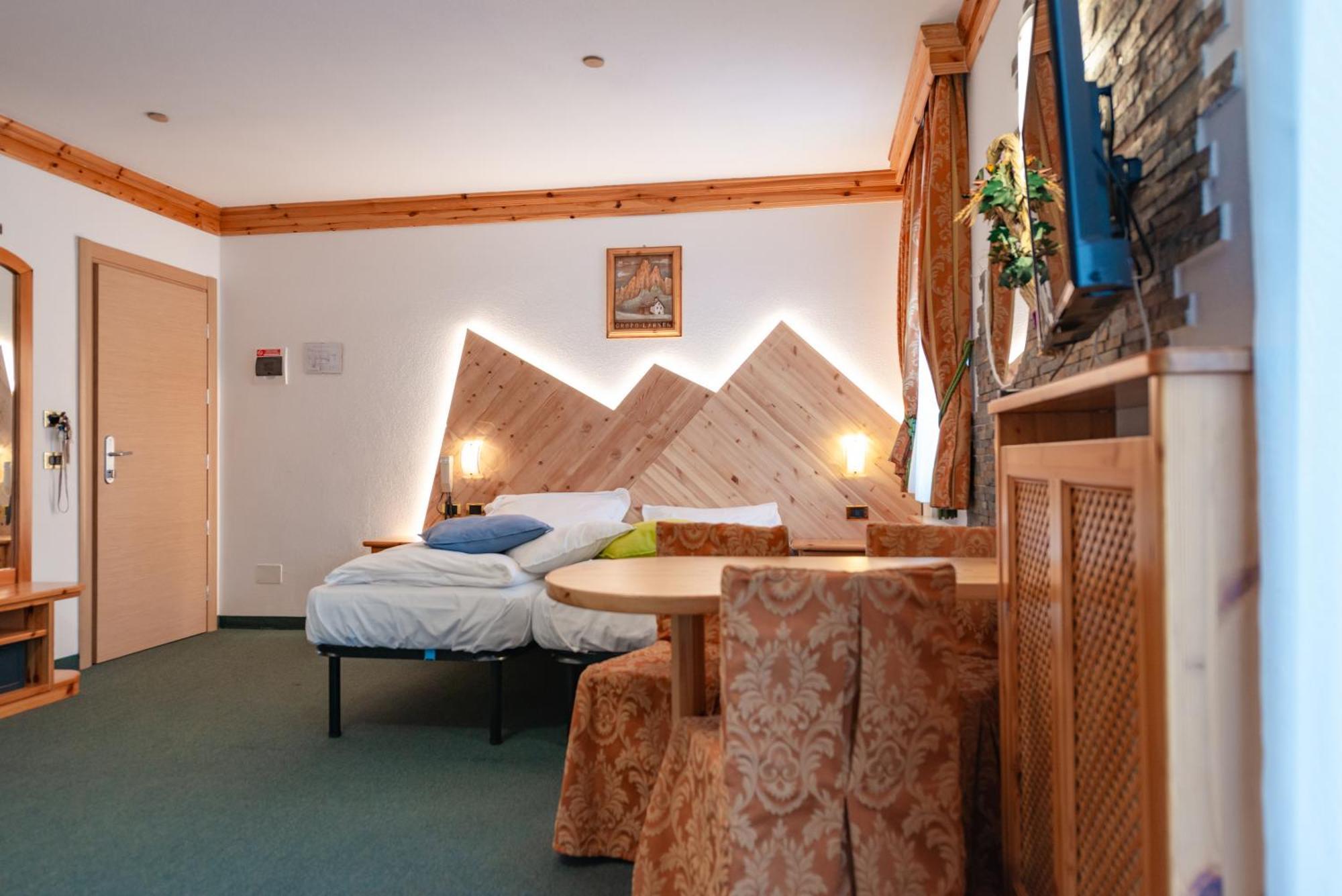 Hotel Ciamol Campitello di Fassa Exterior foto